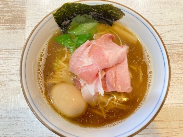 「いりこそば（白）味玉入り」@中華そば 四つ葉の写真