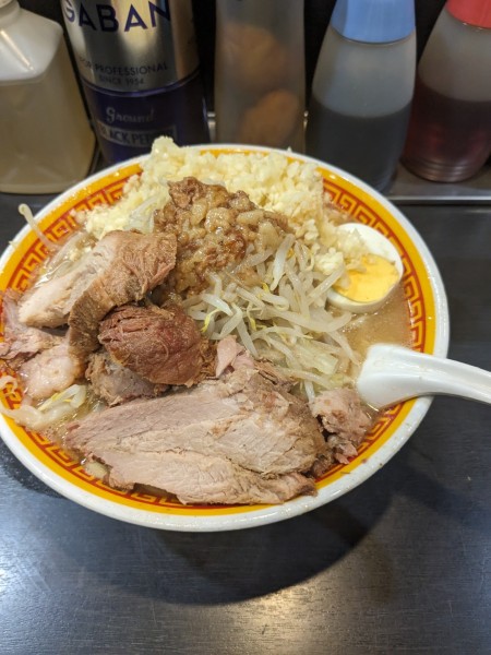 「ラーメン少ニンニク多めアブラ」@えどもんどの写真