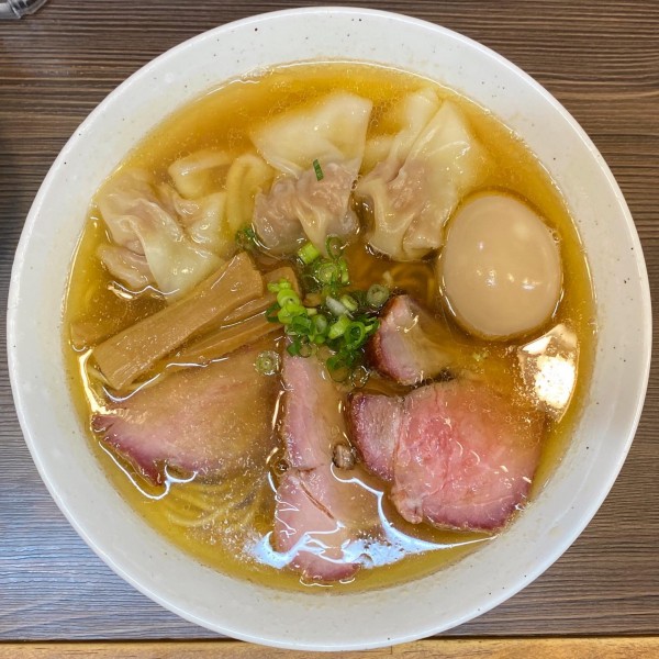 「特製塩中華そば ¥1,050」@中華そば さわの写真