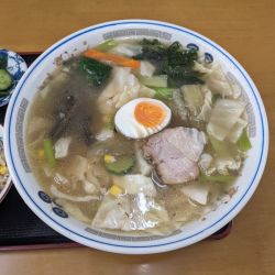 谷川ラーメン　900円