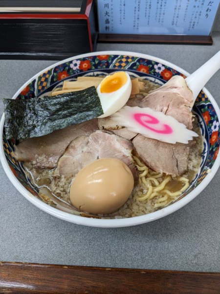 「塩拉麺+味付玉子」@玉川大盛軒の写真