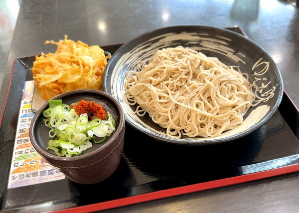 「もりそば(430円)+かき揚げ(クーポン)」@ゆで太郎 人形町2丁目店の写真