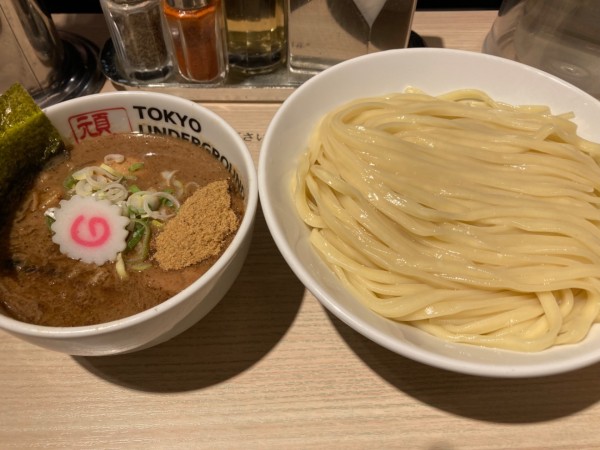 「特製つけ麺　Lサイズ」@TOKYO UNDER GROUND RAMEN 頑者の写真