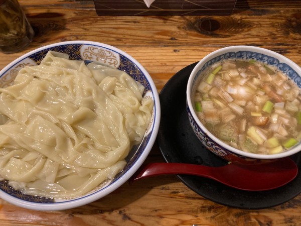 「昆布水つけ麺＋味玉＋チャーシュー」@すごい煮干ラーメン凪 新宿ゴールデン街店 本館の写真