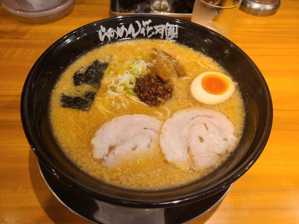 「嵐げんこつラーメン大盛」@らあめん花月嵐 中延店の写真