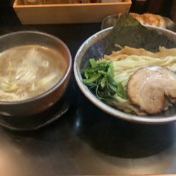 ニボシつけ麺  930円