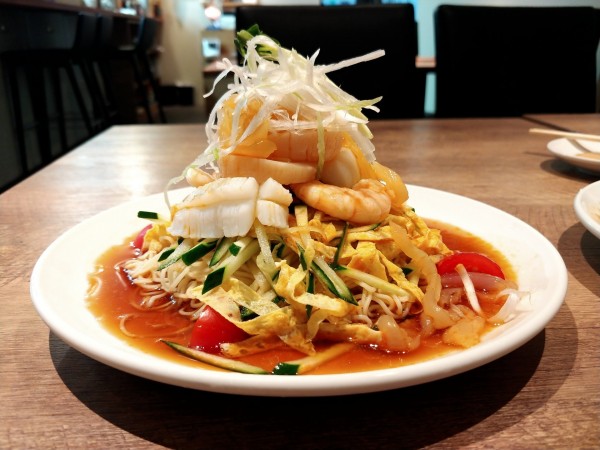 「海鮮冷麺(海鮮冷やしそば)」@愛群の写真