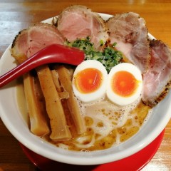 うちのラーメン 我豚の画像