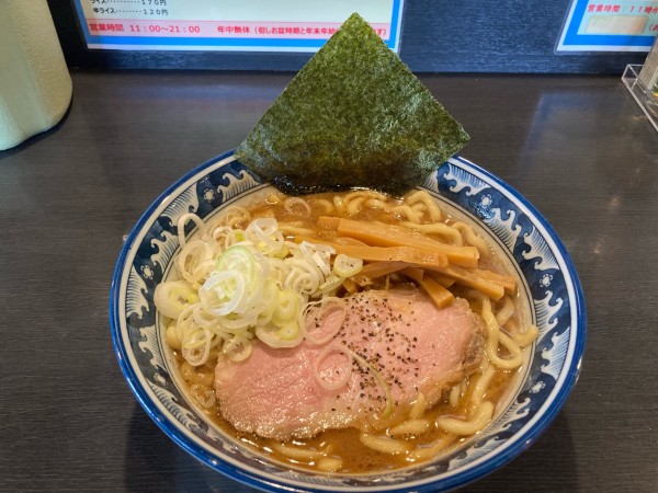 「ラーメン」@油そば 兎に角 南守谷店の写真