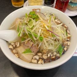 [期間限定]すだちと炙り椎茸が香るさっぱり塩らーめん