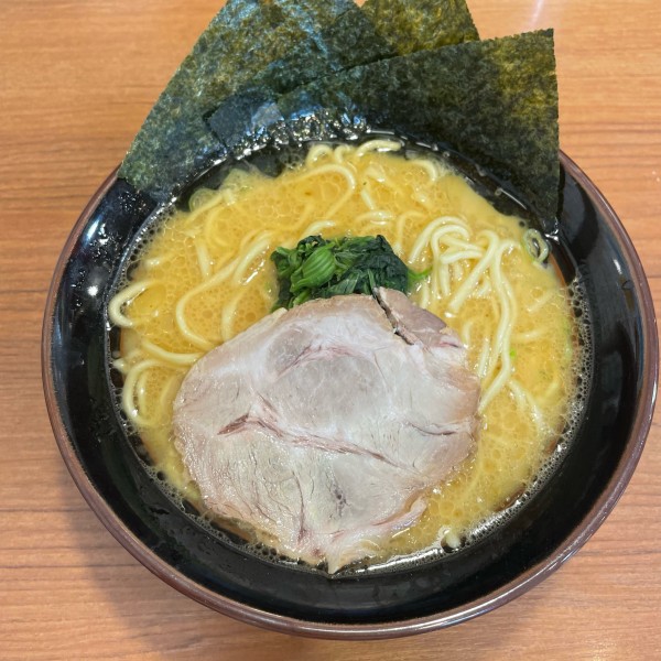 「ラーメン」@横浜家系ラーメン まくり家 川崎店の写真