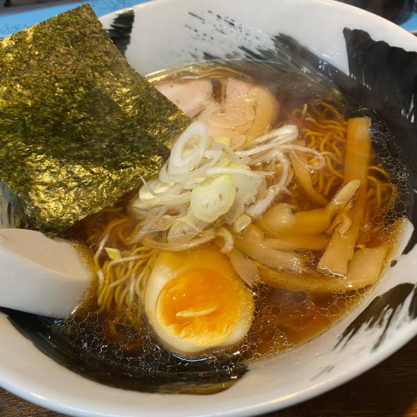 「支那そば🍜🥢」@ひじり屋 西新宿店の写真