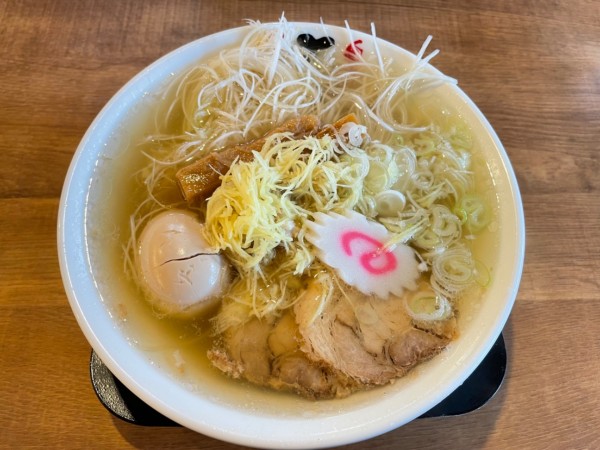 「生姜ラーメン＋味玉、ネギ」@元祖佐野ちゃんぽん とかの 結城店の写真