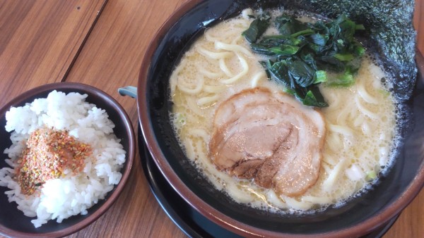 「塩ラーメン麺やわらかめ580円（毎月11日）」@横浜家系ラーメン 横浜道 野田蕃昌店の写真