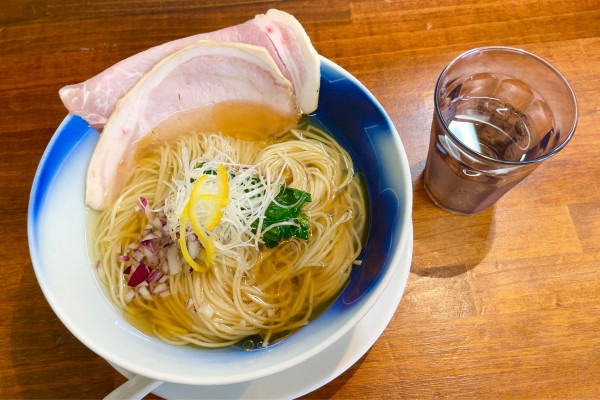 「限定 アゴ節冷やし らーめん @ アゴ節冷やしあえ玉」@塩らーめん 千茶屋の写真