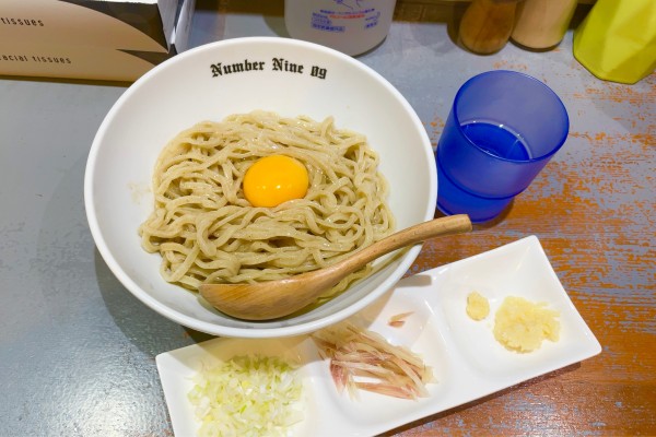「限定 冷やしまぜそばTKM & 和え玉 煮干し醤油ver.」@麺Dining Number Nine 09の写真