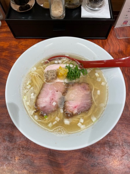 「塩そば(980円)」@三馬路 東京店の写真