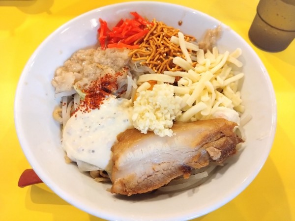 「まぜそば」@ラーメン ヒカリの写真