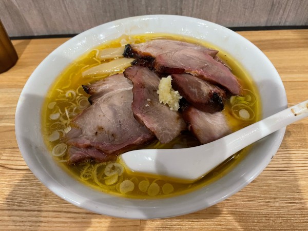 「守 細麺 塩¥1,180 SPF弓豚¥600」@麺屋のスたの写真