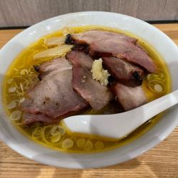 守 細麺 塩¥1,180  SPF弓豚¥600