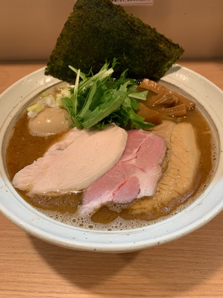 「特製醤油らーめん」@旋の写真