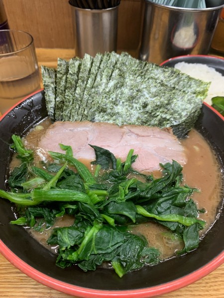 「海苔ほうれん草ラーメン」@麺家 紫極の写真
