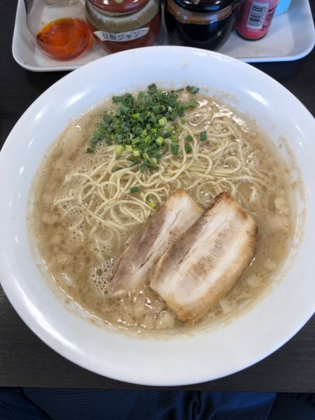 「背脂とんこつ」@麺屋祥元の写真