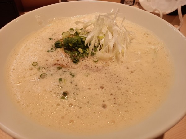 「泡系」@鶏白湯らーめん 叶の写真