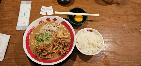「ニクマシラーメン」@ラーメン東大 京都店の写真