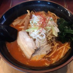 鉄火麺 （ 激辛 ）　930円