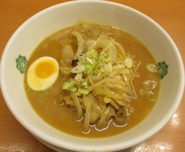 「〈期間限定〉肉そば 690円」@日高屋 新宿靖国通店の写真