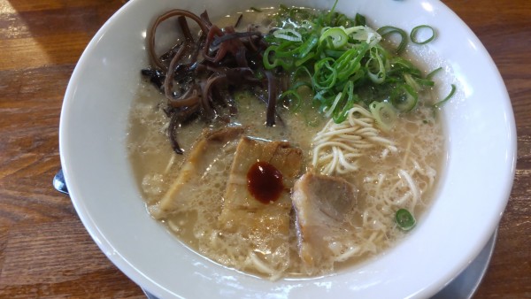 「博多とんこつラーメン600円（毎月13日）」@博多とんこつラーメン三代目てらッちょ。の写真