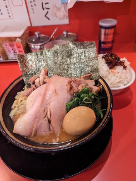 「特製ラーメン(中)」@横浜家系ラーメン 大輝家の写真