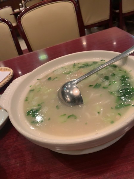 「鶏煮込みそば」@香妃園の写真