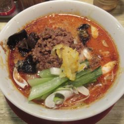 特上担々麺（850円）