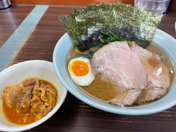 「特製らーめん並」@横浜家系らーめん 武蔵家 川口店の写真
