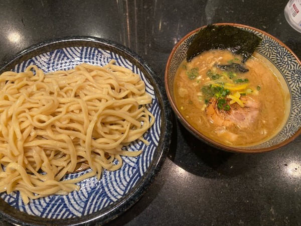 「濃厚地鶏魚介つけ麺　並　950円」@青山焼鳥倶楽部の写真