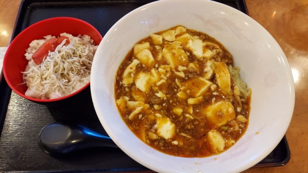 「汁なしマーボーメンとミニしらすめんたい丼 830円」@麺 三福の写真