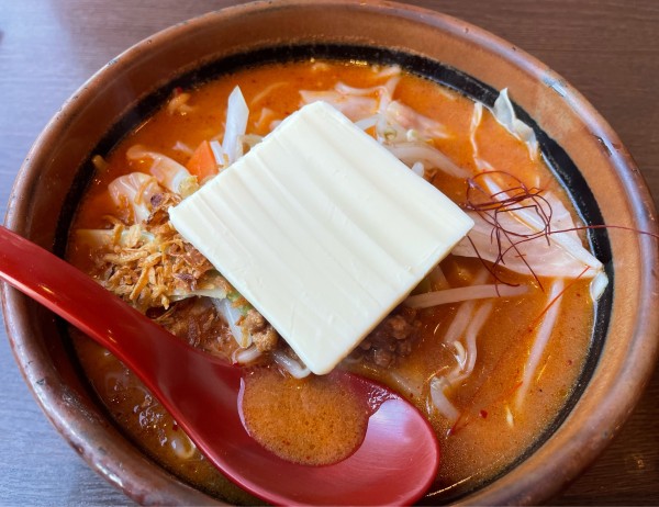 「辛味噌野菜ラーメンバタートッピ」@麺場 田所商店 相模原店の写真