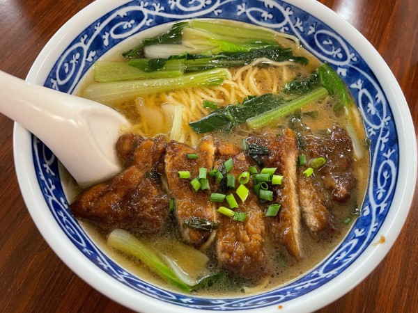 「肉ラーメン」@知音食堂の写真