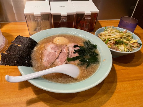 「ラーメン 小 + うまたま + ネギライス」@ラーメン関口の写真