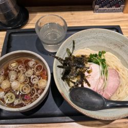 特製昆布水つけ麺(醤油)1200円