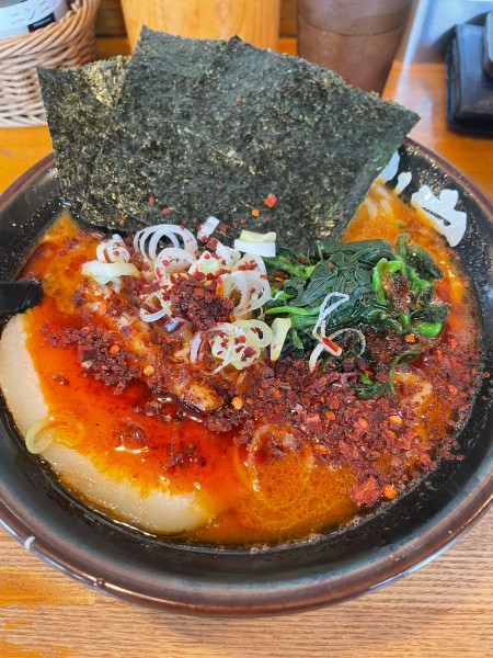 「赤いとき卵ラーメン」@ラーメン 大山家の写真