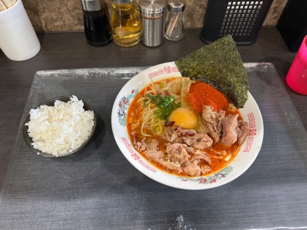 「肉玉そば　赤」@麺丼Dining 夢者の写真