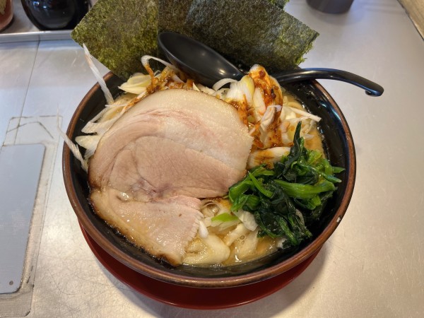 「大盛辛葱ラーメン」@横浜家系ラーメン北習家の写真