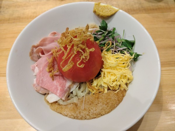「（期間限定）丸ごとトマトの冷やし中華　１４００円　※」@RAMEN百舌鳥の写真