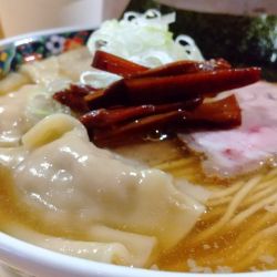 #奈つやの中華そば #850円 #もちもち雲呑三個 #200円