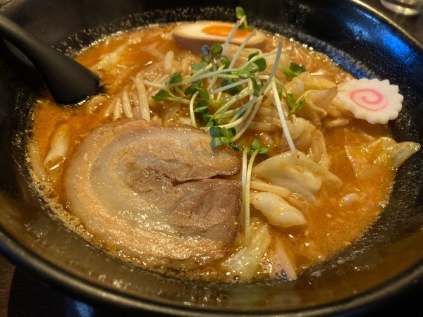 「辛みそラーメン+サービスライス」@七八の写真