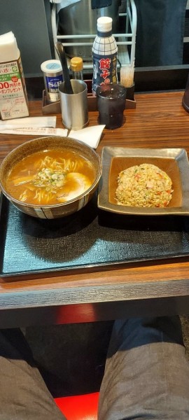 「ラーメンとチャーハンセット」@五味八珍 川島田店の写真