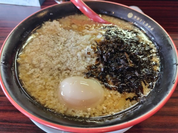 「燕黒らあめん　※大脂　＋味玉：サービス券」@煮干しらあめん 燕黒の写真